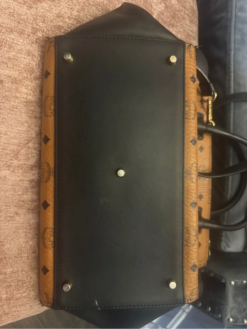 MCM structured satchel